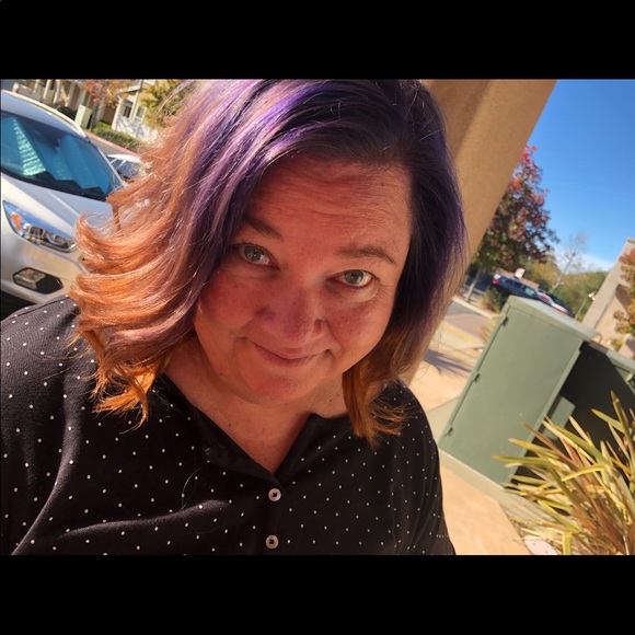 Meet your Posher, Carrie - Picture 7 of 8